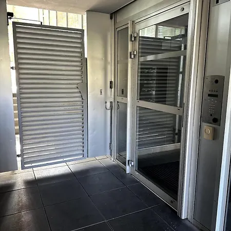 Lumineux 2ch Proche Pres D'arenes Avec Wifi Tv Et Patio Apartament