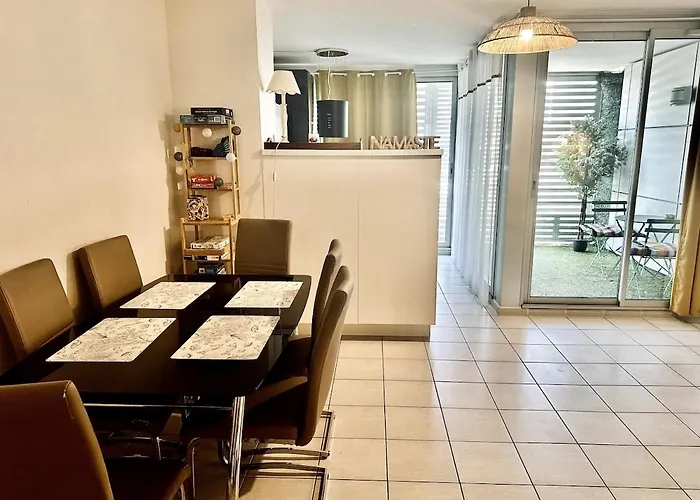 Lumineux 2ch Proche Pres D'arenes Avec Wifi Tv Et Patio
