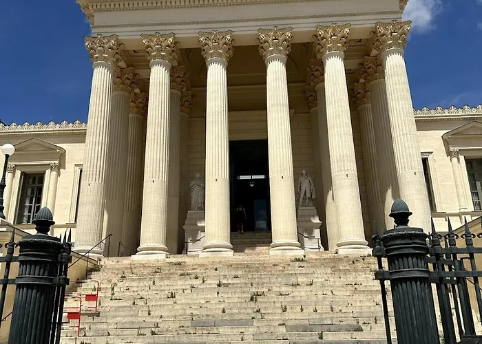 Apartment Lumineux 2ch Proche Pres D'arenes Avec Wifi Tv Et Patio Montpellier